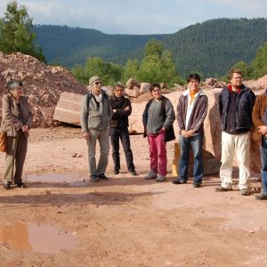 M. Debré Présidente de l'association avec les artistes